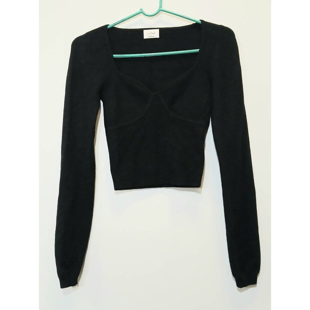 Wilfred Aritzia Womens small boxy cropped sweater fitted spring summer